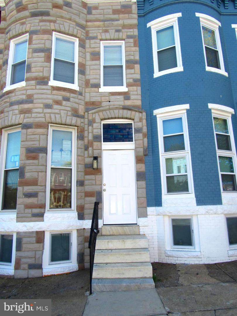 2106 Fulton Avenue - Photo 1