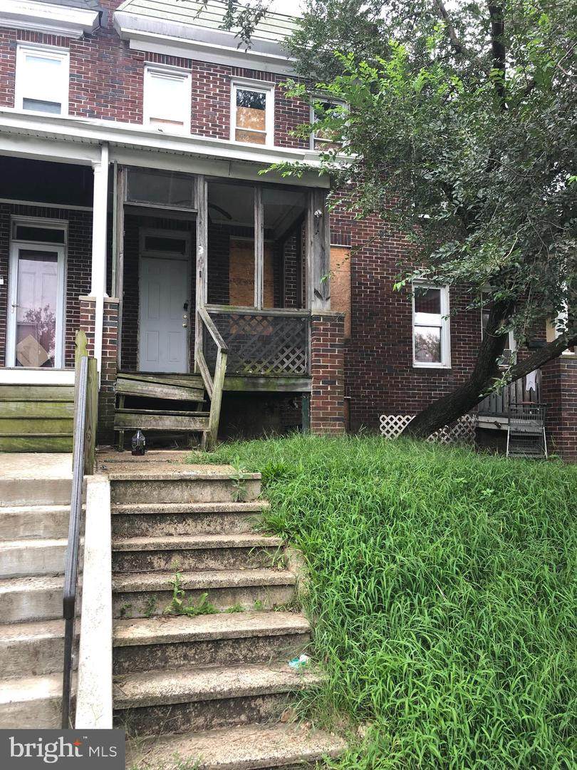 833 Pontiac Avenue - Photo 1