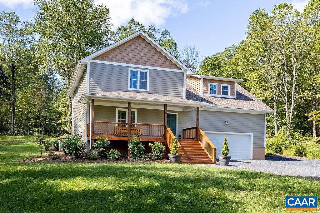 78 Fox Run - Photo 1