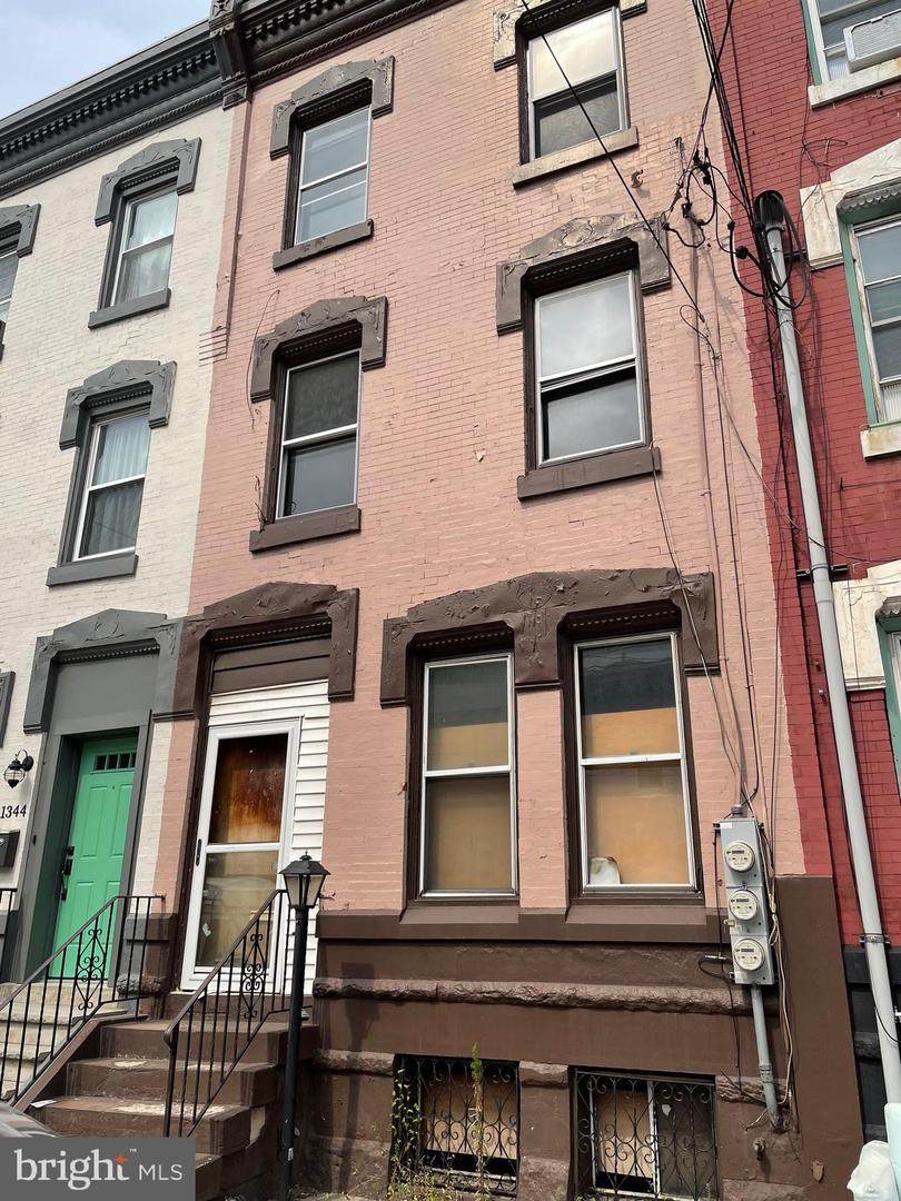 1346 29TH Street - Photo 1