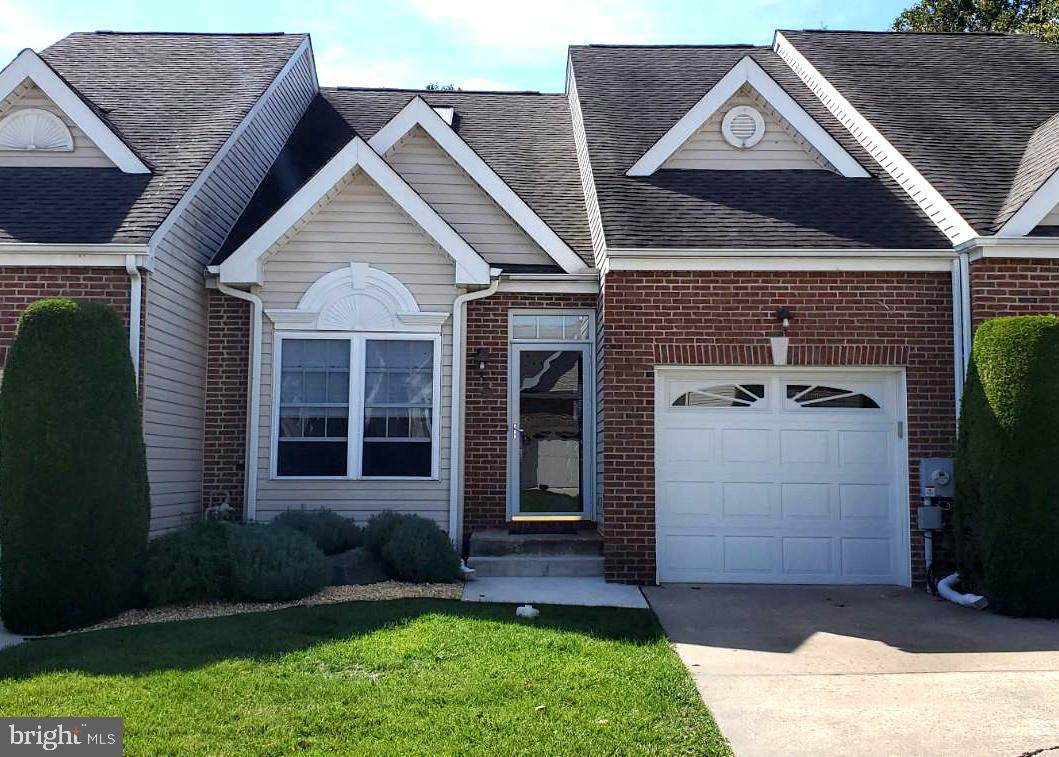 331 Shannonbridge Drive - Photo 1