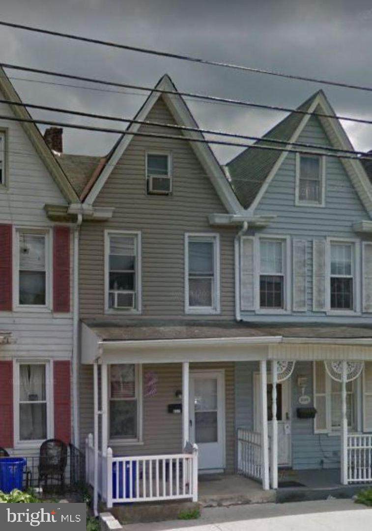 2111 Greenwood Street - Photo 1