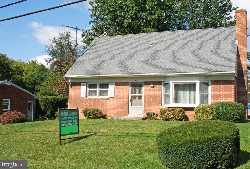 489 Summit Hill Drive - Photo 1