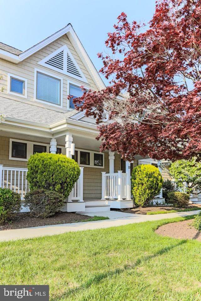 10 Catalina Drive - Photo 1