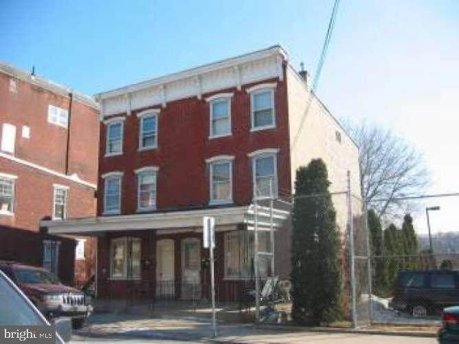 260 Chestnut Street - Photo 1