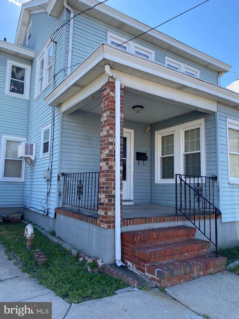 709 Schiller Avenue - Photo 1