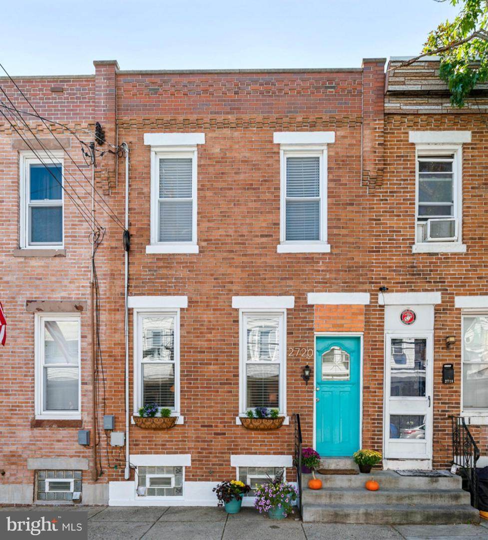 2720 Madison Street - Photo 1