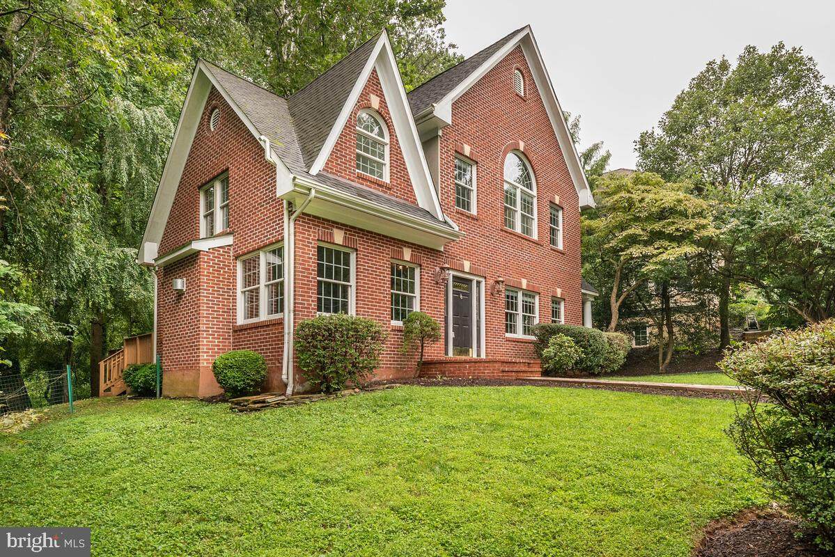 6351 Lakewood Drive - Photo 1