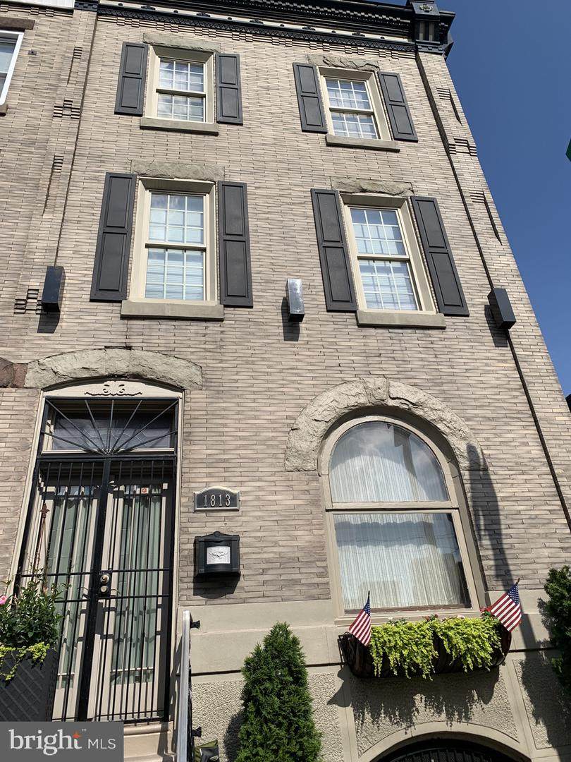 1813 18TH Street - Photo 1