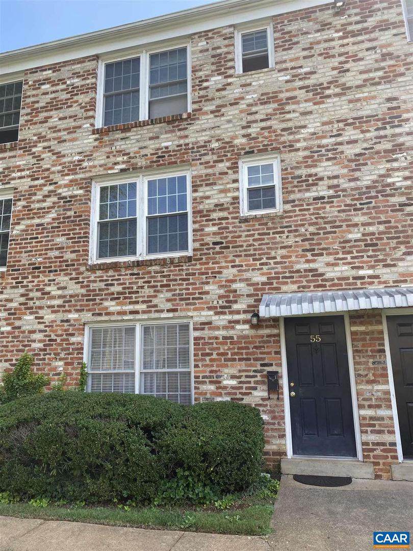 2527 Hydraulic Rd - Photo 1