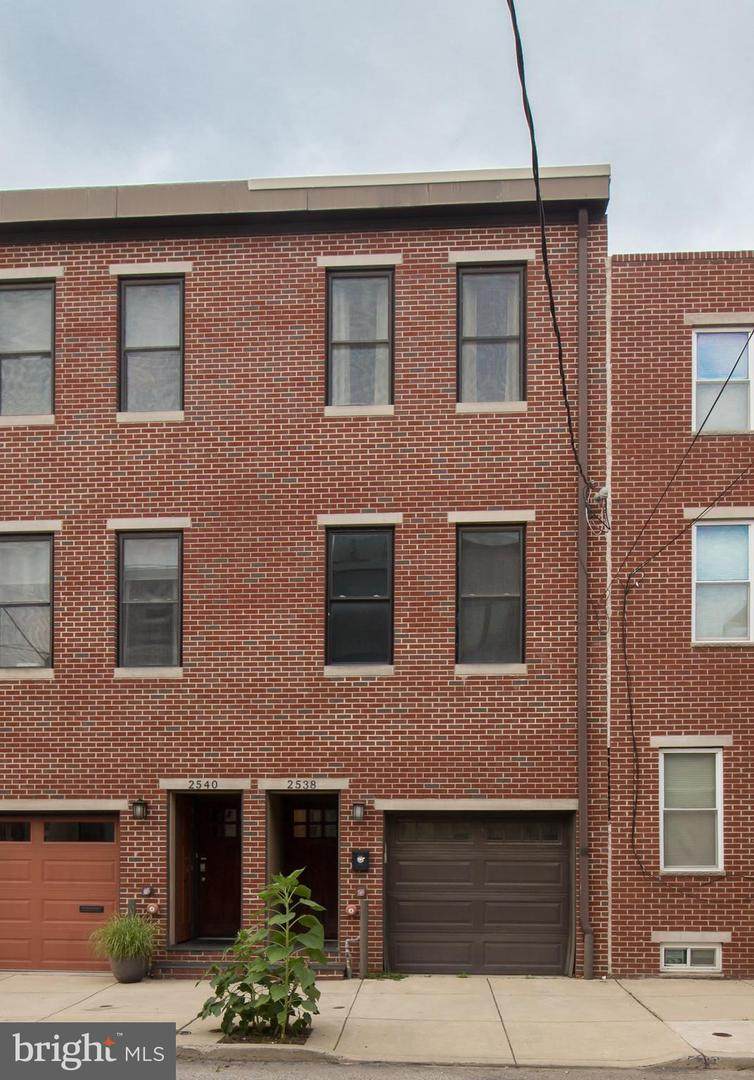 2538 Grays Ferry Avenue - Photo 1