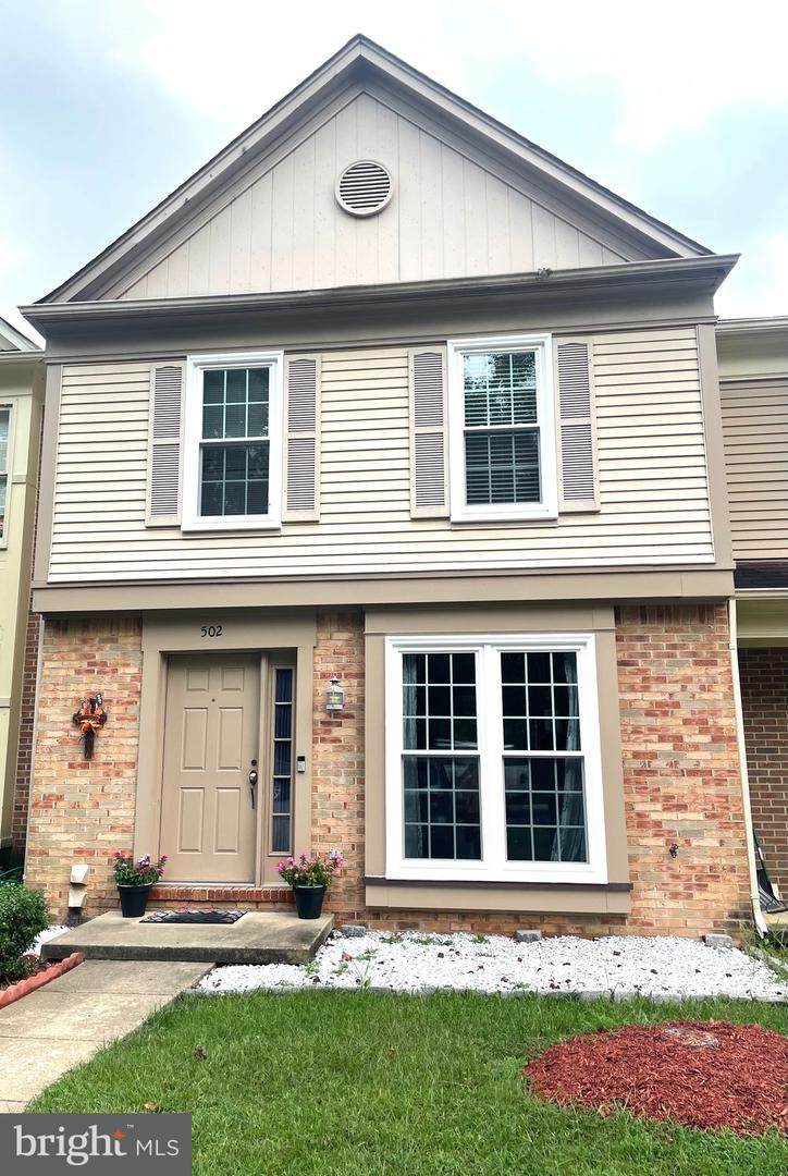 502 Batley Court - Photo 1