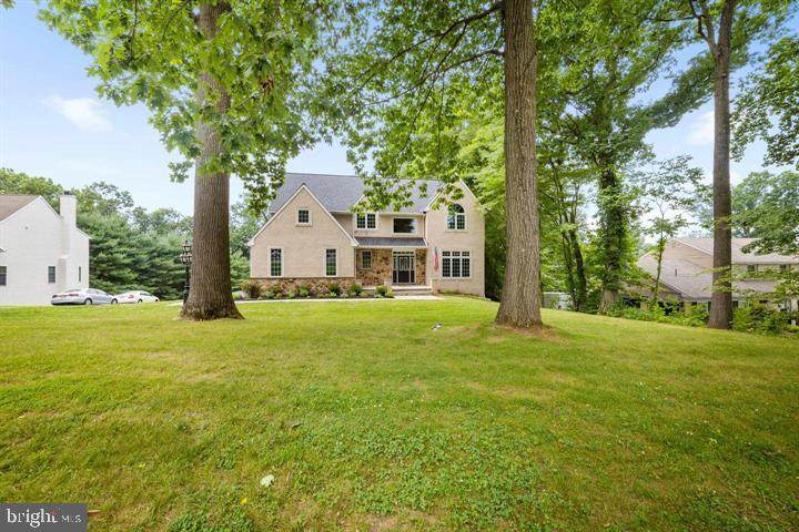 608 Ellis Road - Photo 1
