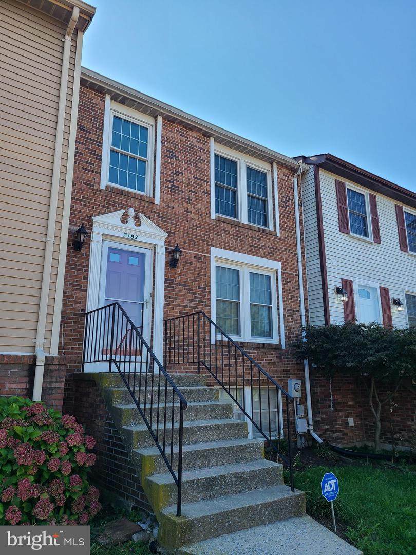 7193 Glenmeadow Court - Photo 1