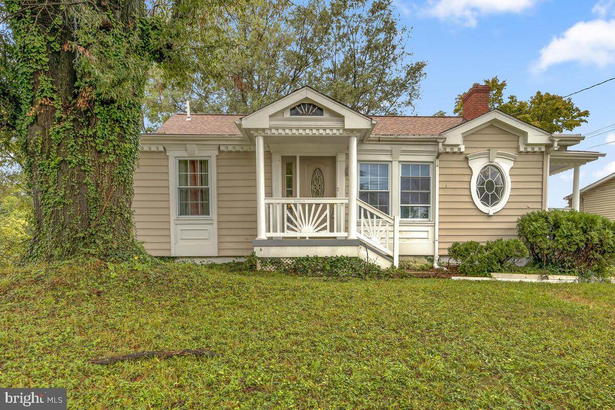 7009 Helena Place - Photo 1