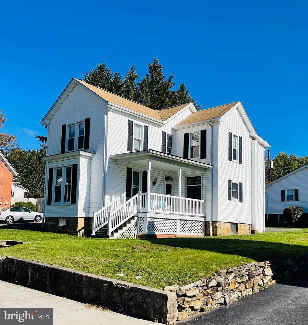 41 Linden - Photo 1
