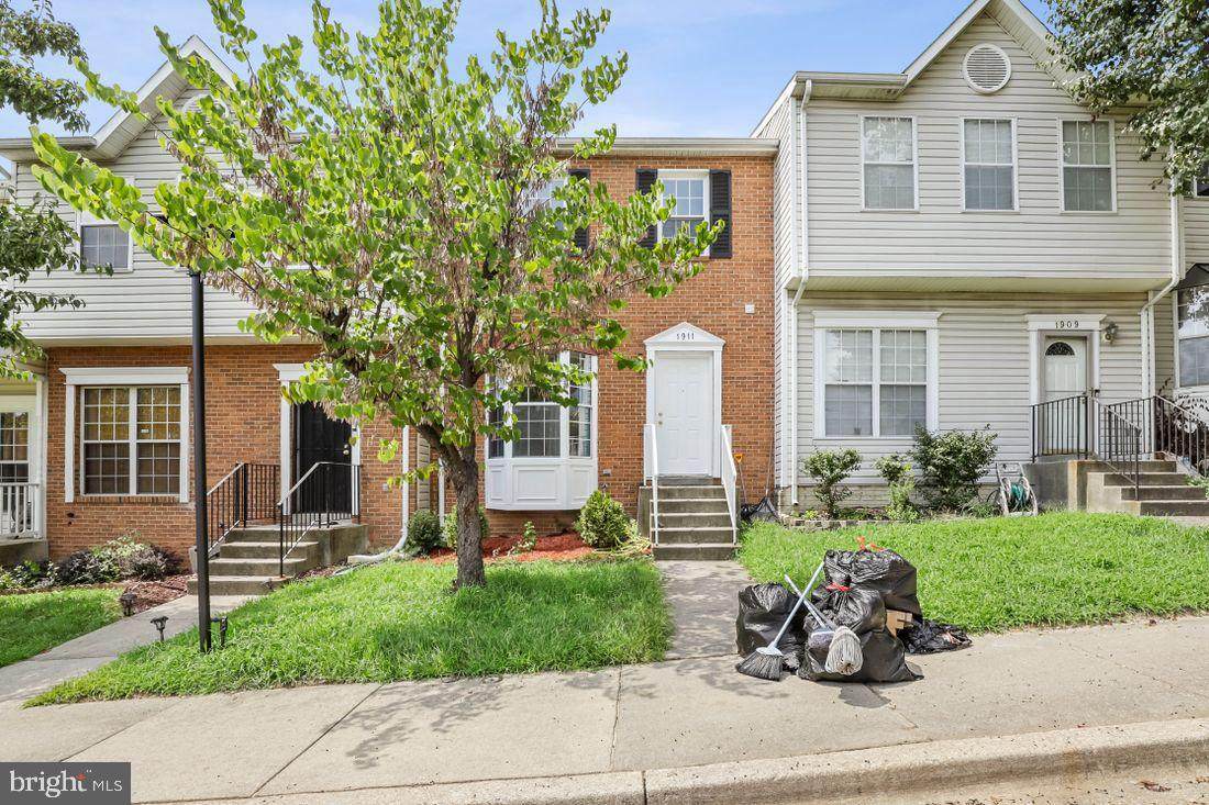 1911 Colette Terrace - Photo 1