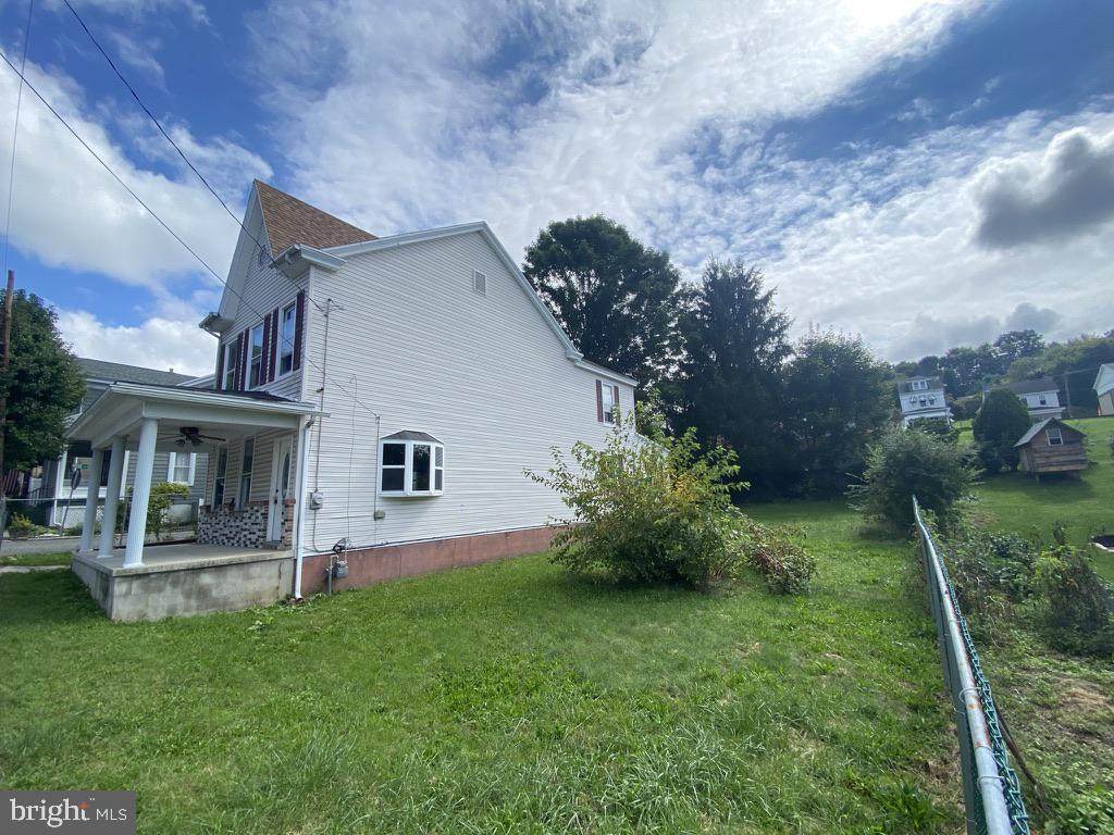 346 Coal Street - Photo 1