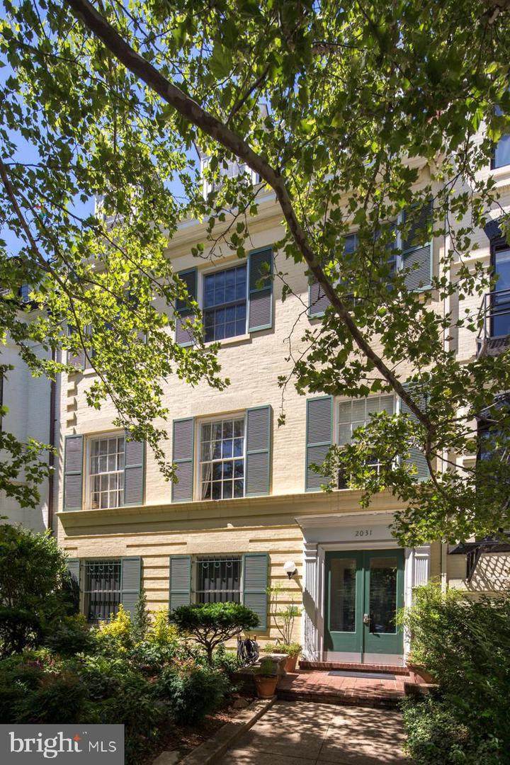 2031 Q Street - Photo 1