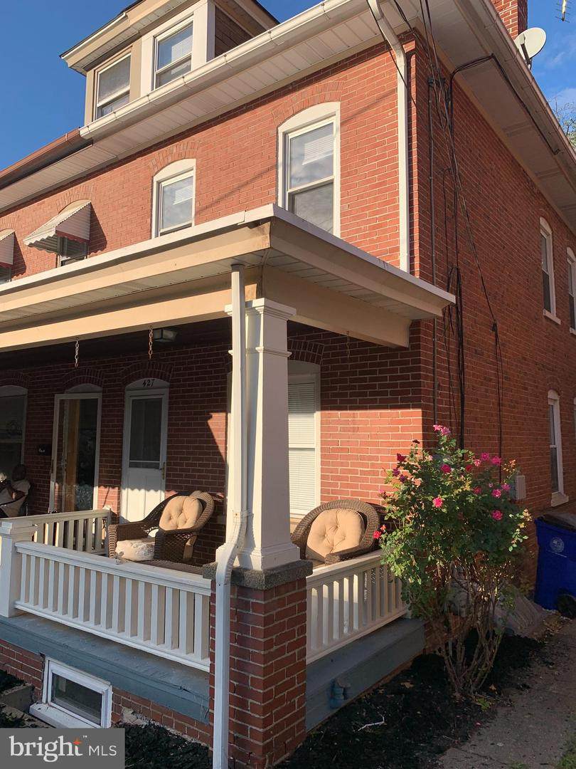 427 May Street - Photo 1