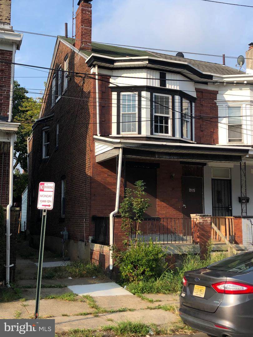 205 Rosemont Avenue - Photo 1