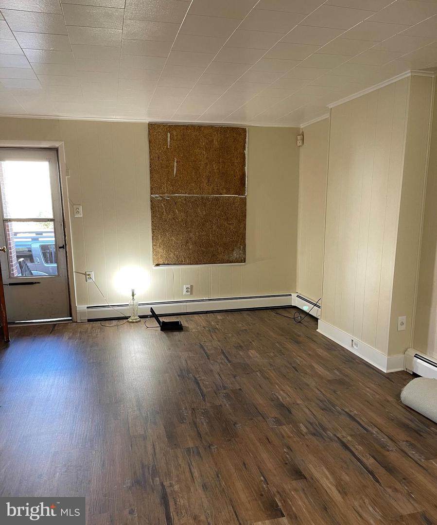 705 Anderson Street - Photo 1