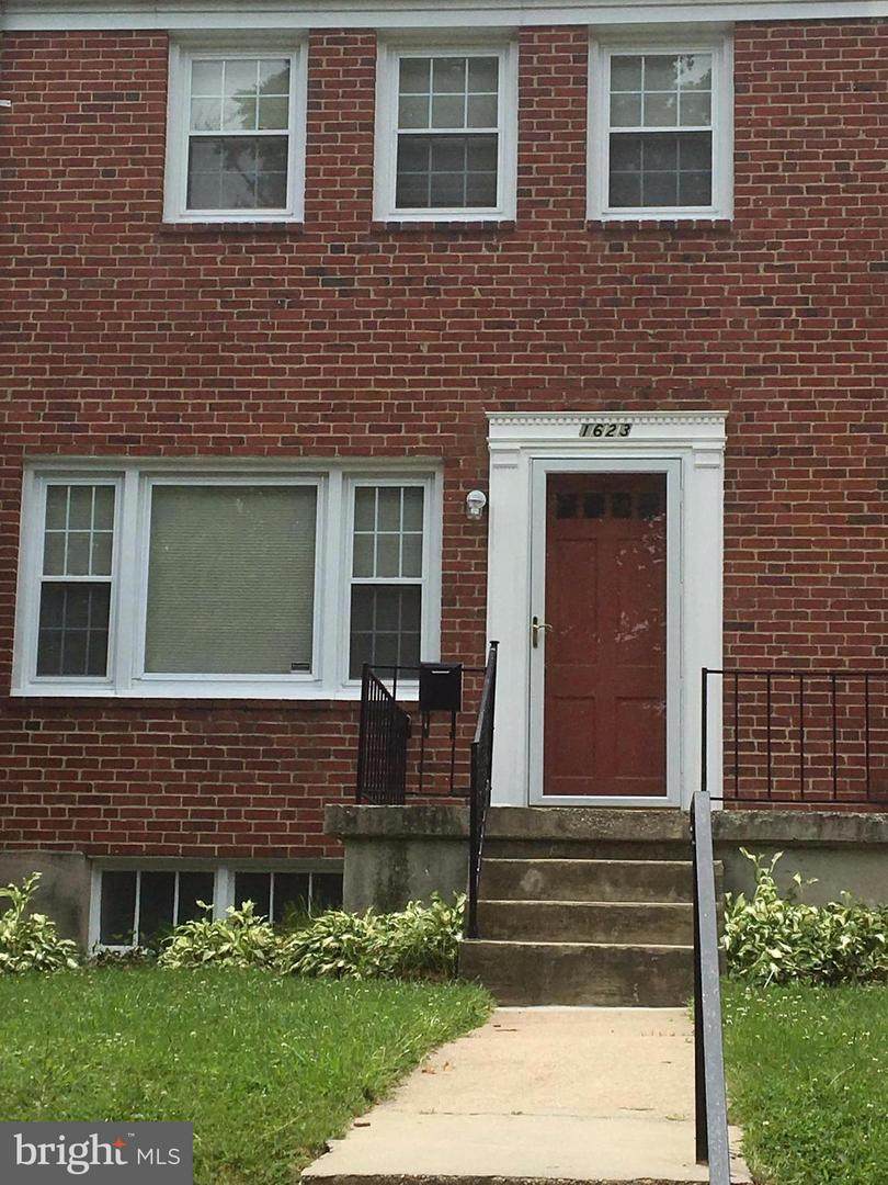 1623 Wadsworth Way - Photo 1