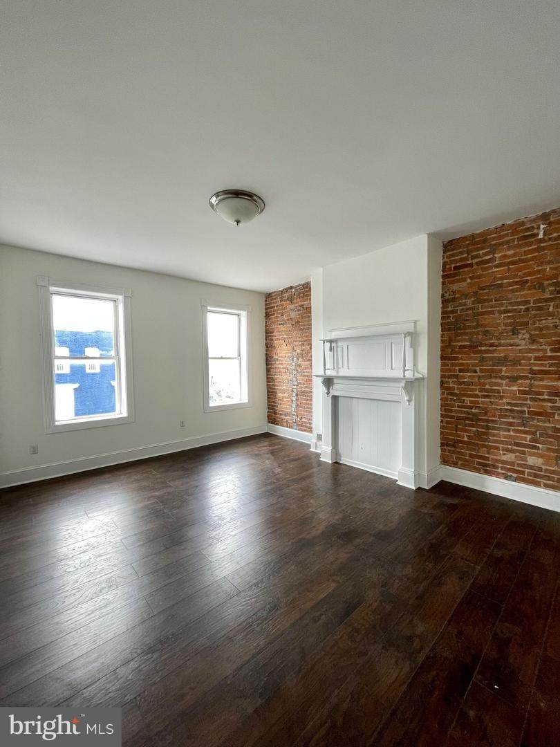 2605 Greenmount Avenue - Photo 1