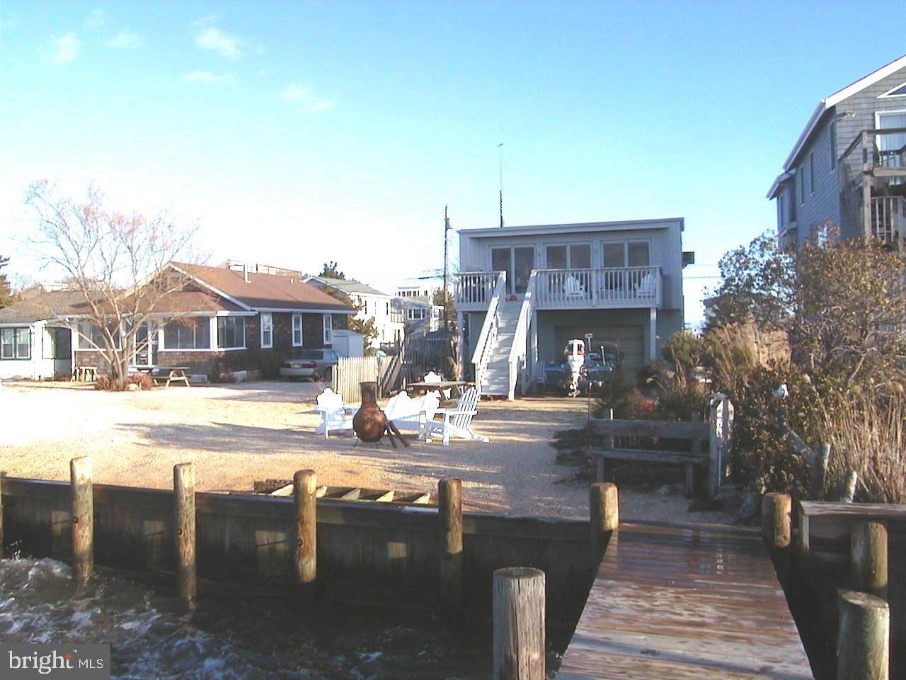 1917 Bay Terrace - Photo 1