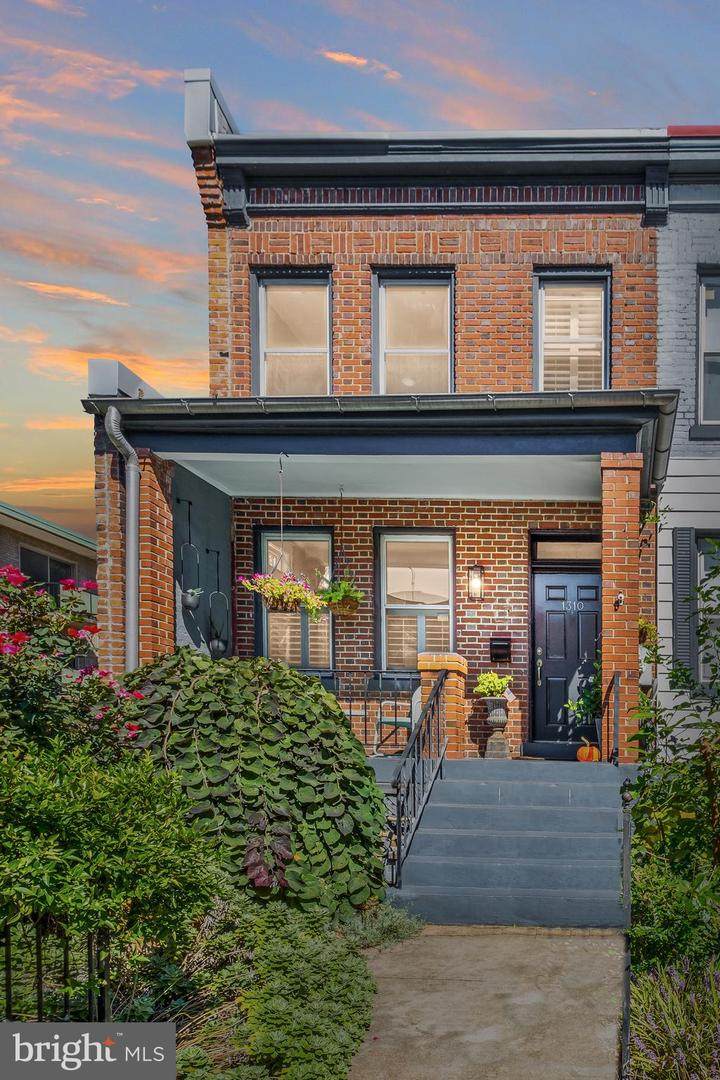 1310 D Street - Photo 1