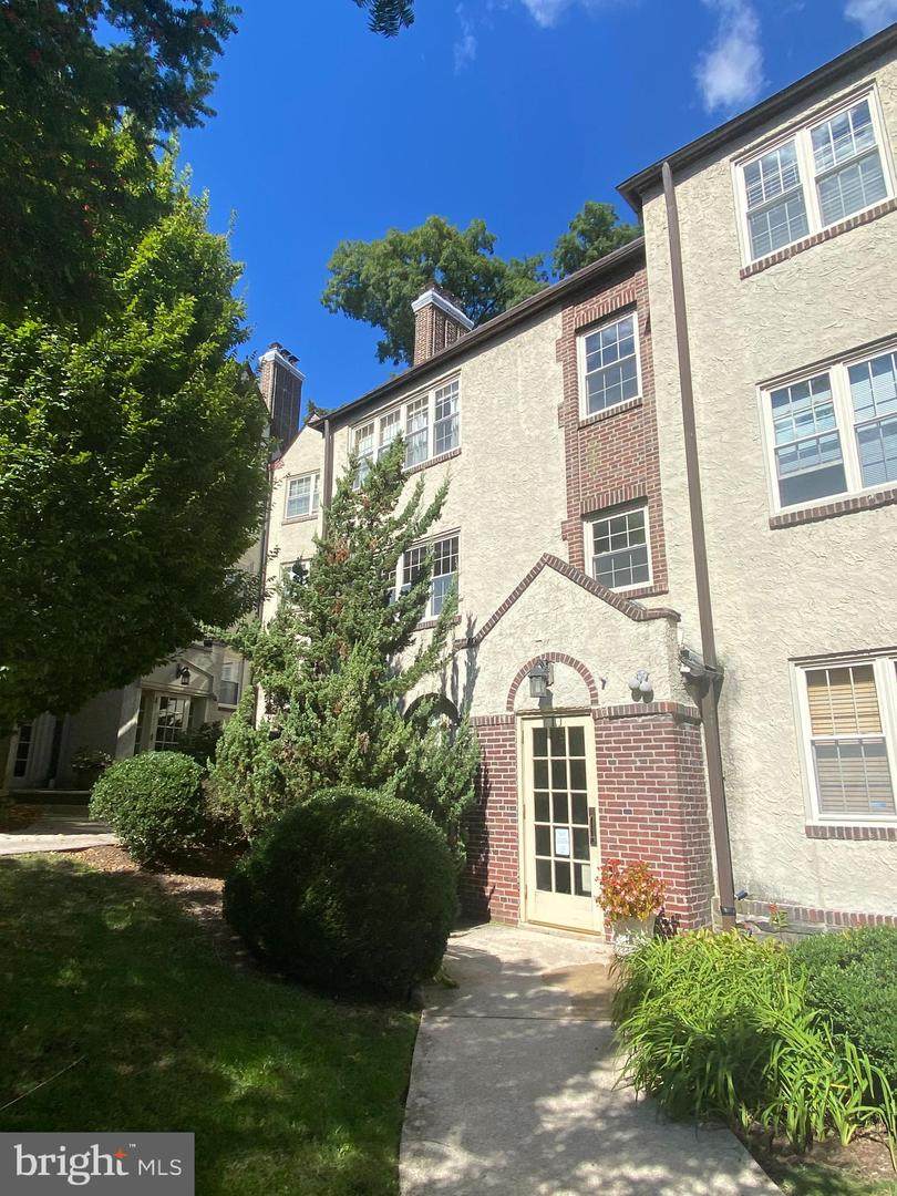 212 Idris - Photo 1