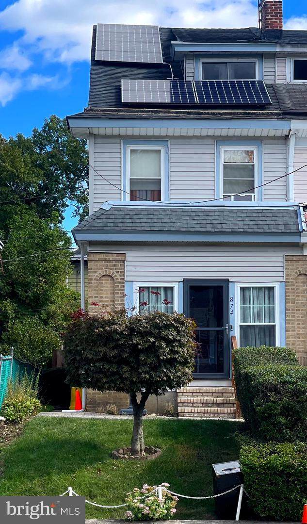 874 Parkside Avenue - Photo 1