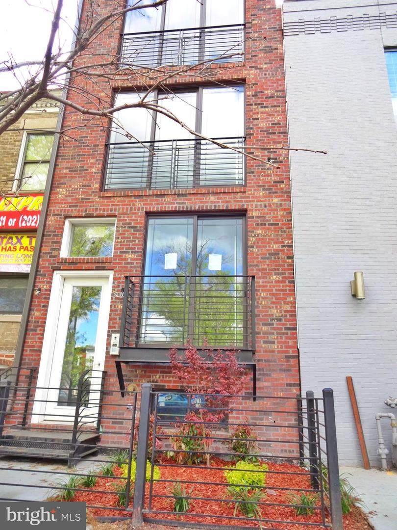 1311 Pennsylvania Avenue - Photo 1