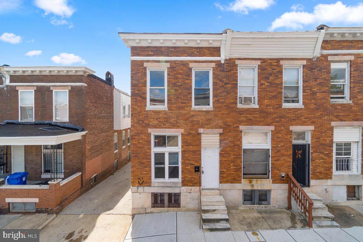 1703 Darley Avenue - Photo 1