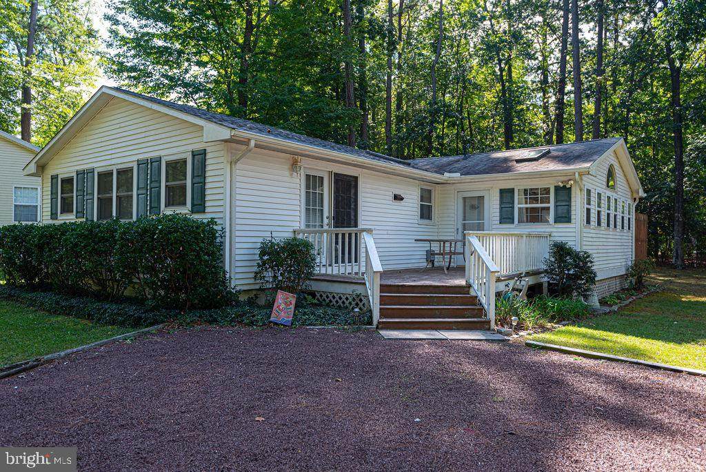 113 Sandyhook Road - Photo 1