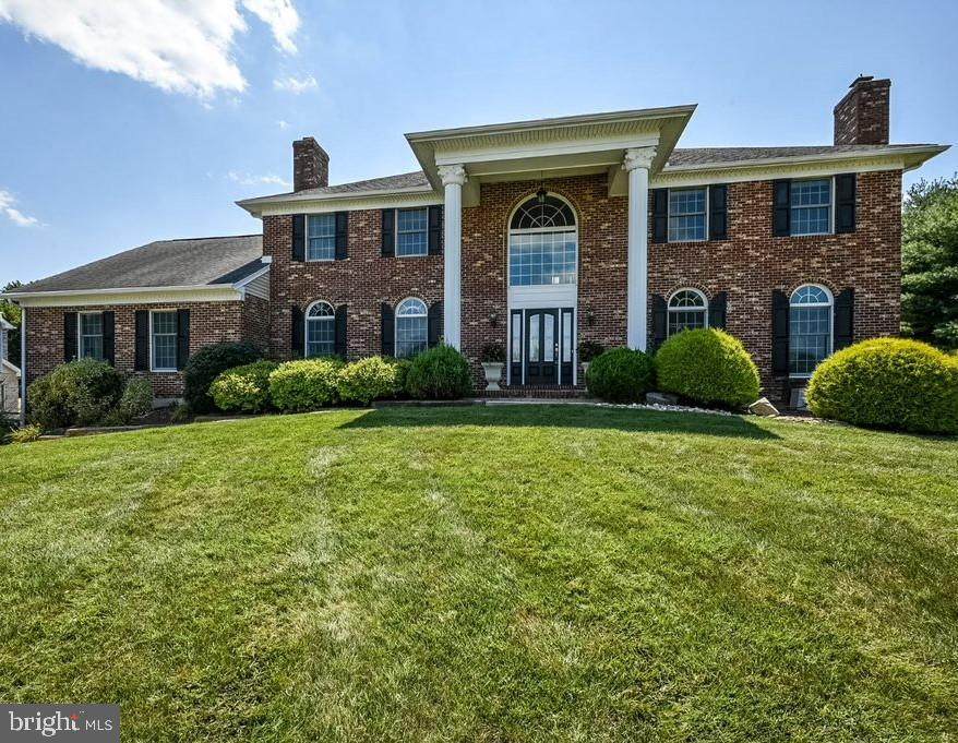 230 Peoples Way - Photo 1