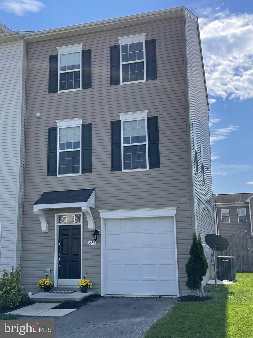3656 Oakley Lane - Photo 1