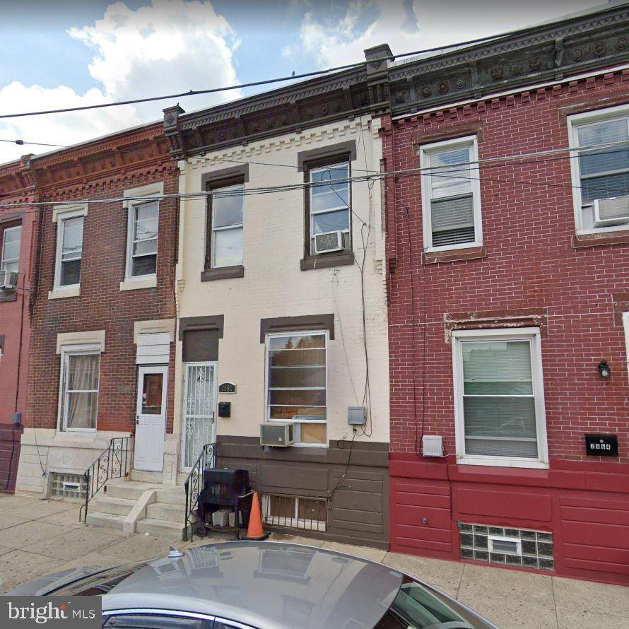 2962 Fairhill - Photo 1