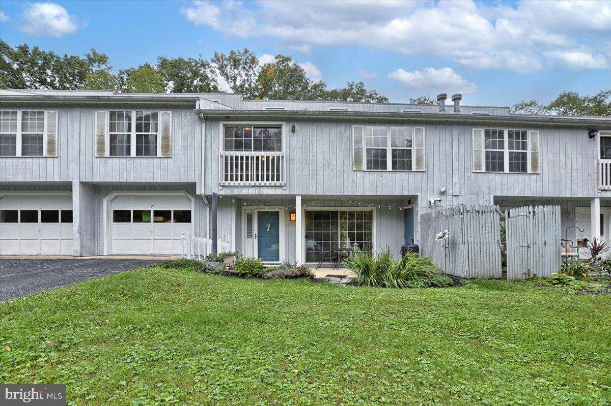 3266 Rosstown Road - Photo 1