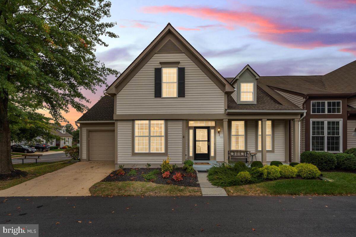 20519 Benwood Terrace - Photo 1