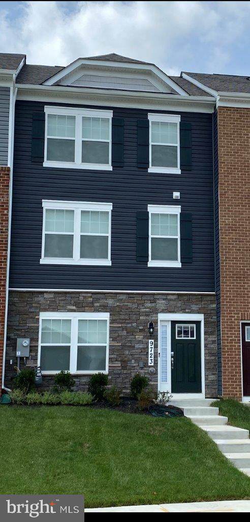 9607 Silver Bluff Way - Photo 1
