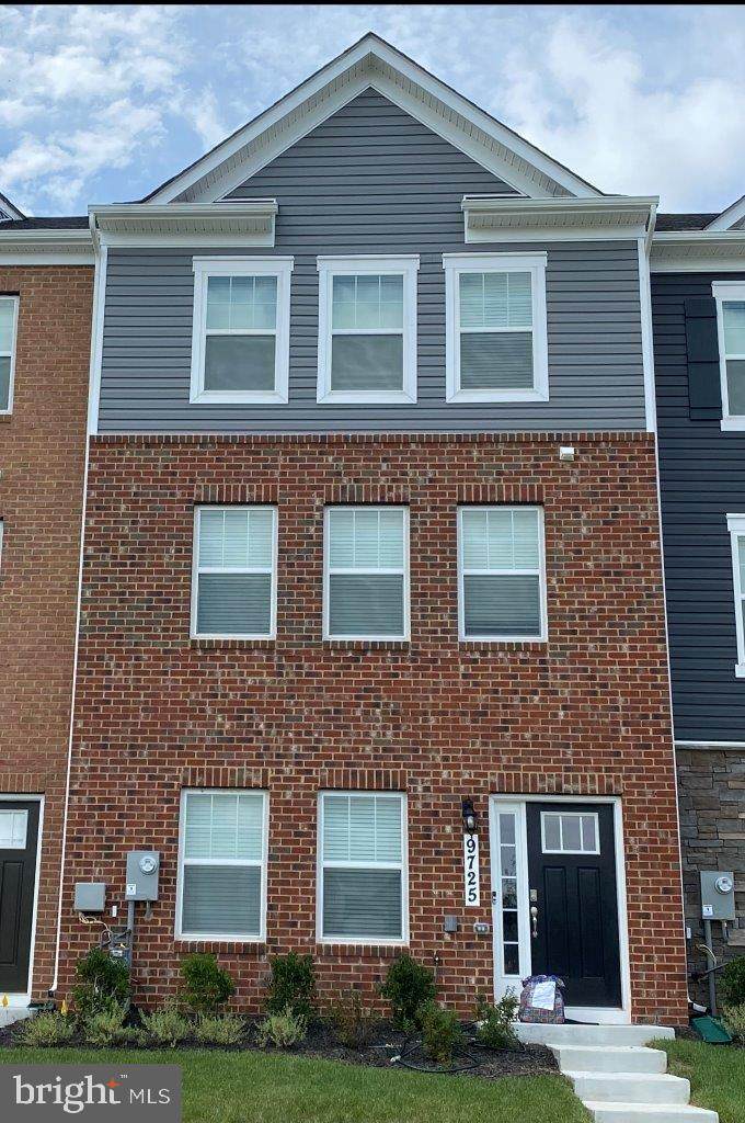 9601 Silver Bluff Way - Photo 1
