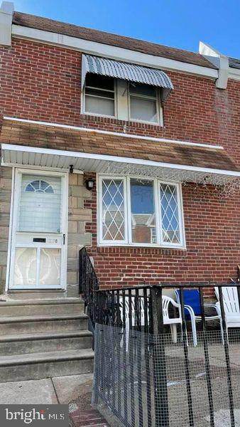 2850 Lardner Street - Photo 1
