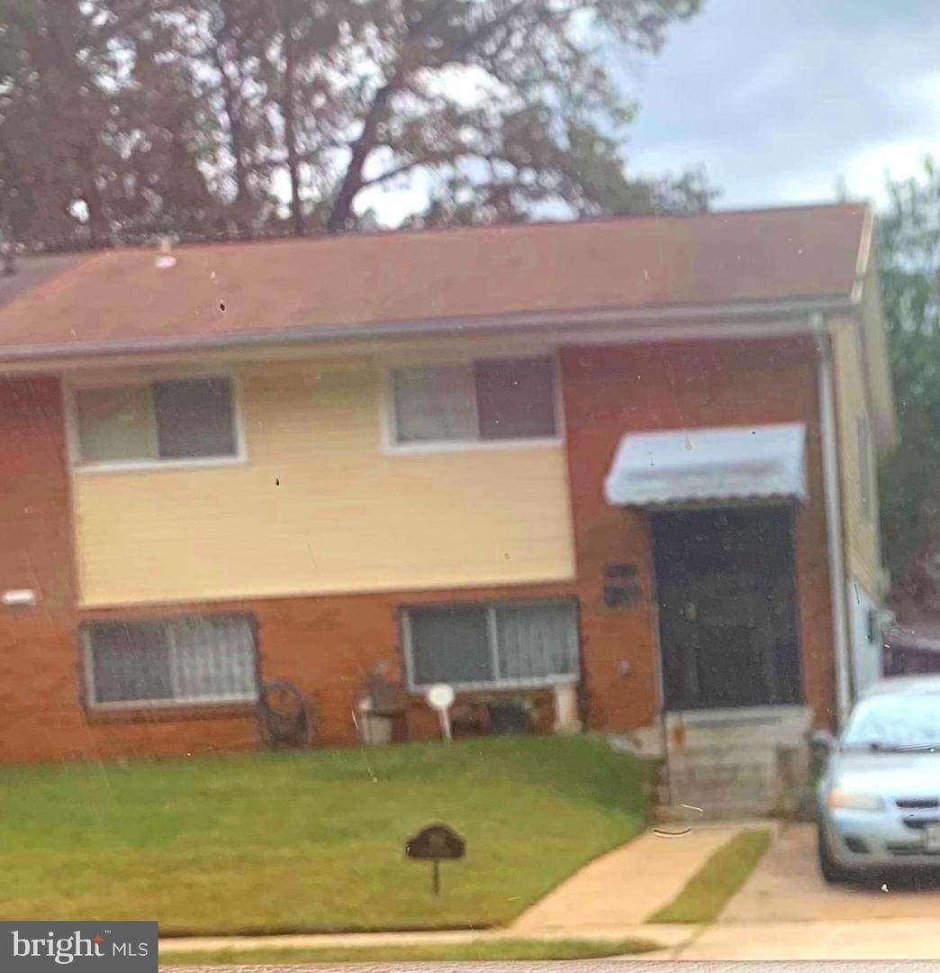 812 Carrington - Photo 1