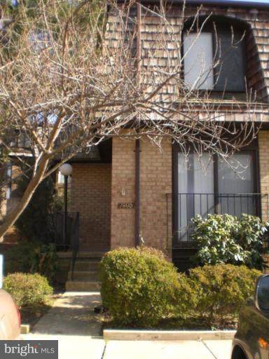 7905 Schuyler Court - Photo 1