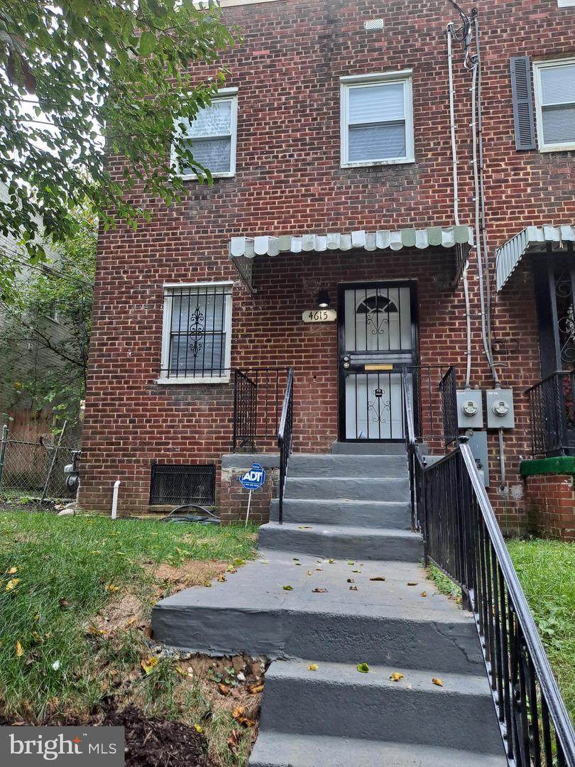 4615 Capitol Street - Photo 1