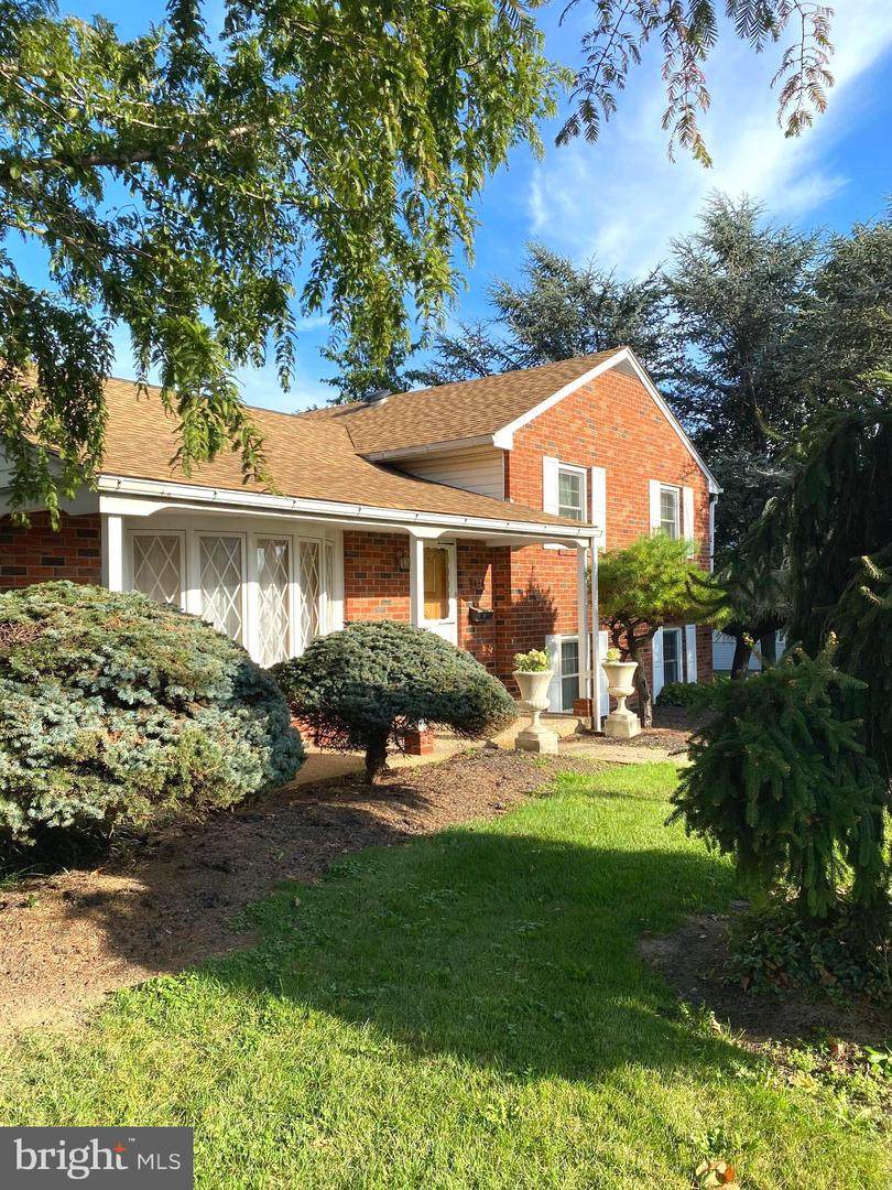 404 Fairfield Road - Photo 1