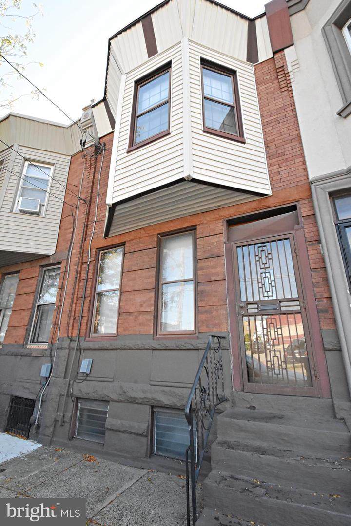 3137 Edgemont Street - Photo 1