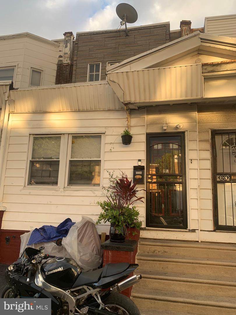 2234 70TH Street - Photo 1