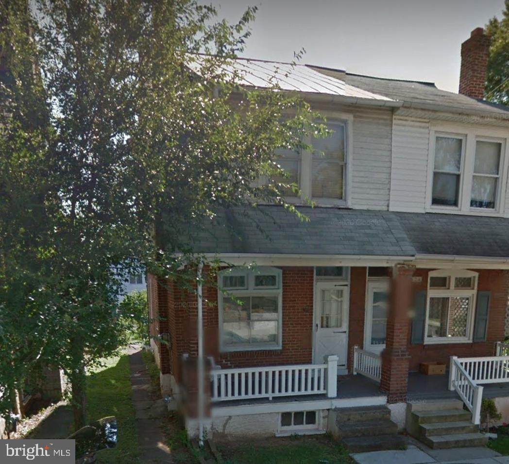60 5TH Street - Photo 1